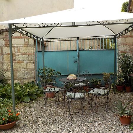 Benvenuti Altrove Bed & Breakfast Cella Monte Eksteriør bilde