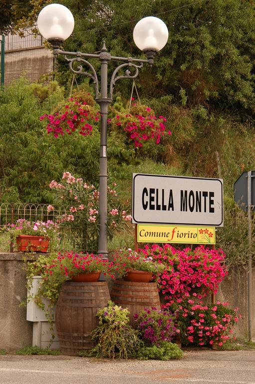 Benvenuti Altrove Bed & Breakfast Cella Monte Eksteriør bilde